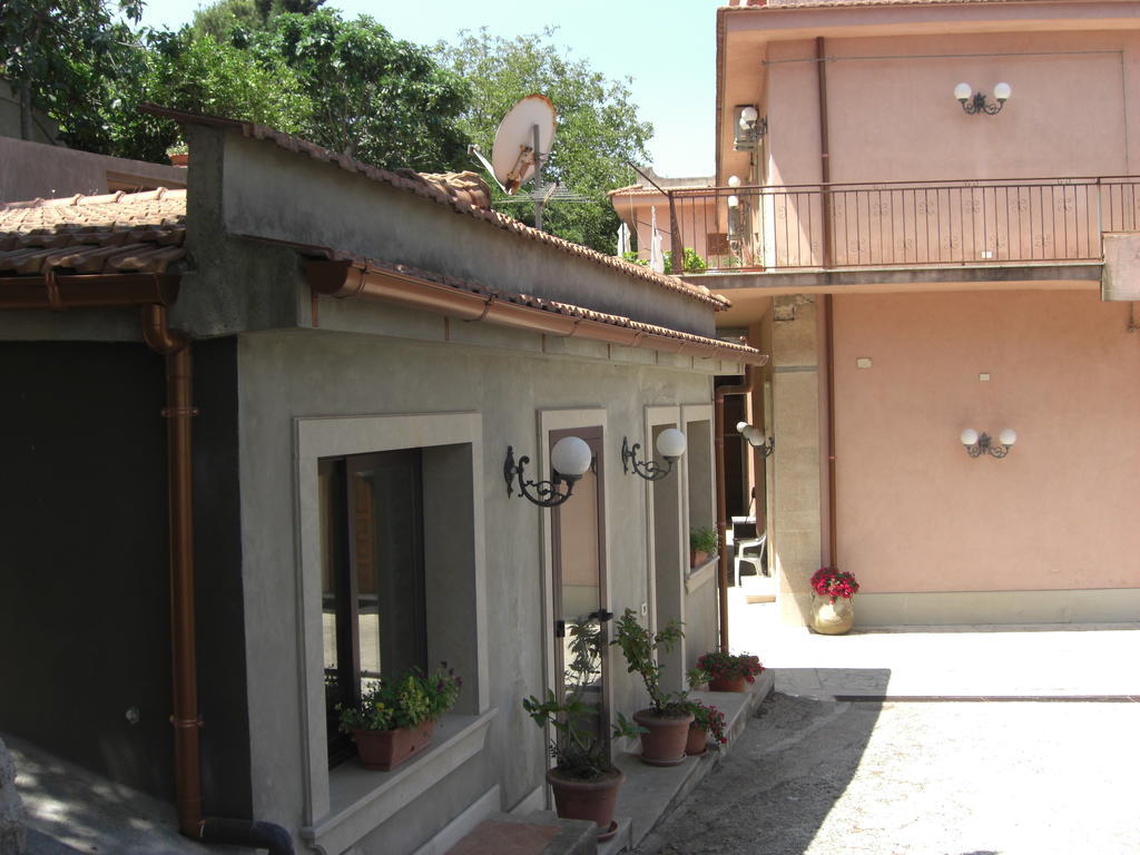 Albergo Villa Nobile Chiaramonte Gulfi Esterno foto